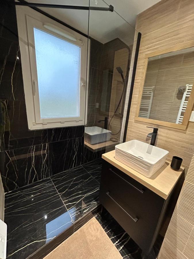 T4 Jolie Vue Avec Jaccuzzi Lägenhet Vitrolles  Exteriör bild